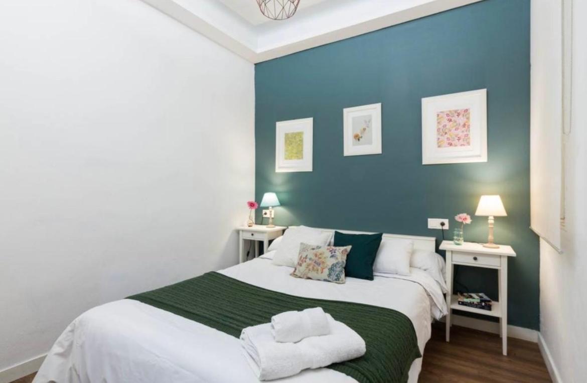 Lepanto Apartments 150M From Sagrada Familia Barcelona Exteriör bild